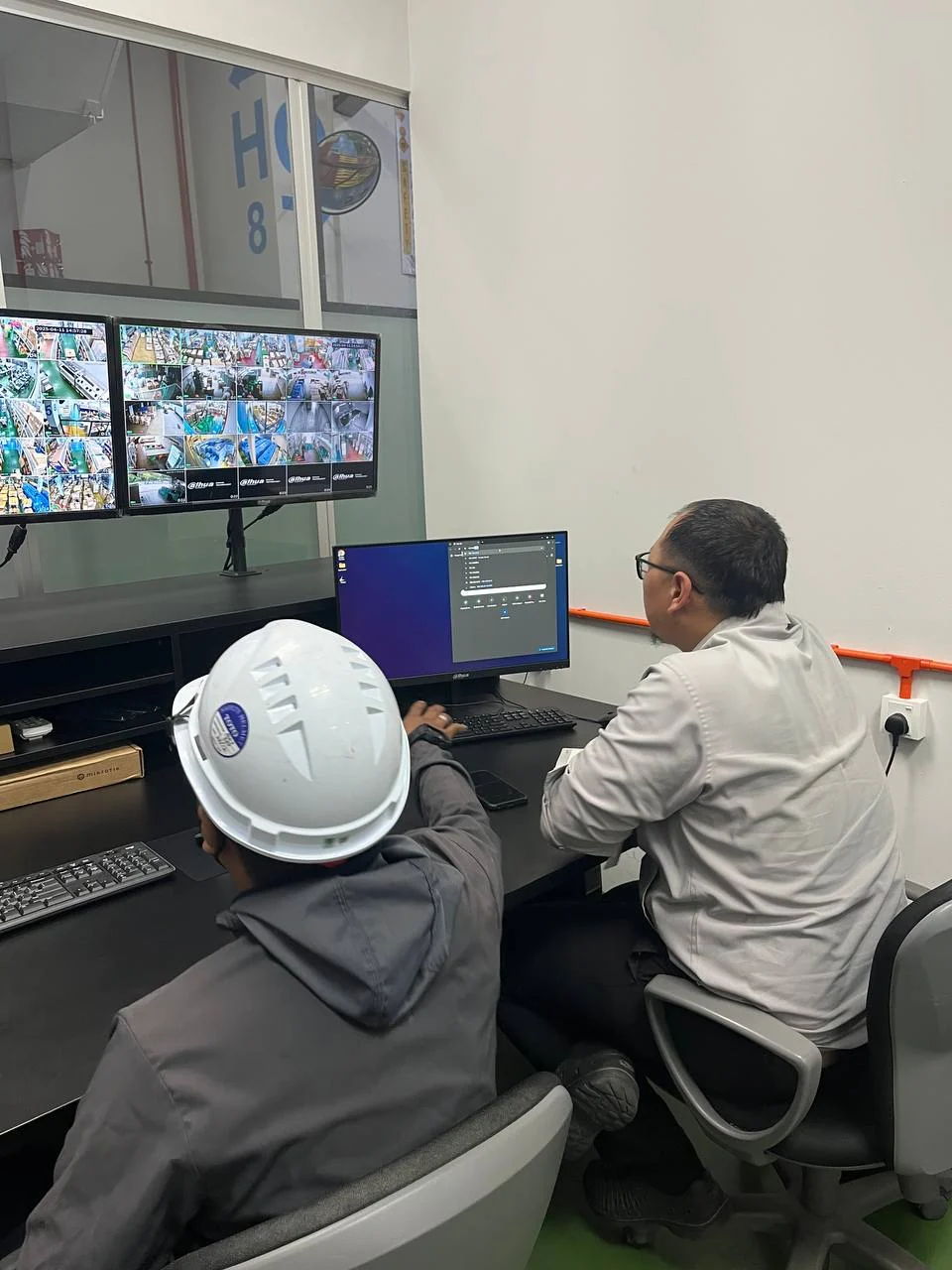 Connected security workstation from Alspace’s TOTO Malaysia case study